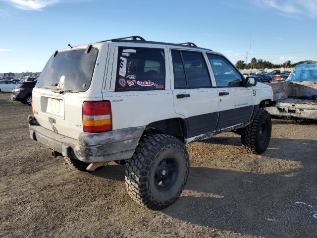 1J4GZ58Y8TC342904 - 1996 JEEP GRAND CHER LAREDO WHITE photo 3