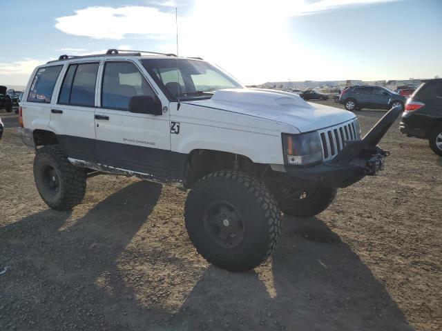 1J4GZ58Y8TC342904 - 1996 JEEP GRAND CHER LAREDO WHITE photo 4