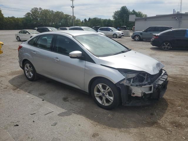 1FADP3F29EL258696 - 2014 FORD FOCUS SE SILVER photo 4