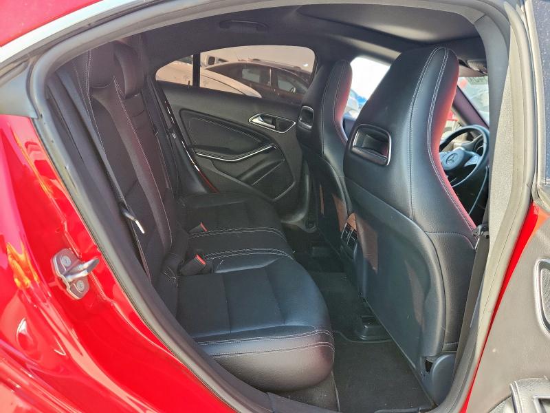 WDDSJ4EB0JN632837 - 2018 MERCEDES-BENZ CLA 250 წითელი ფოტო 10