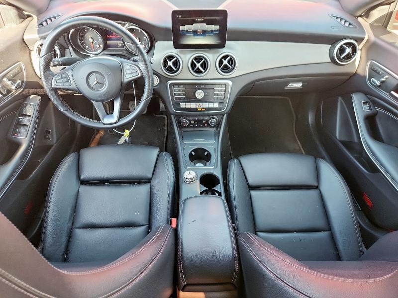 WDDSJ4EB0JN632837 - 2018 MERCEDES-BENZ CLA 250 წითელი ფოტო 8