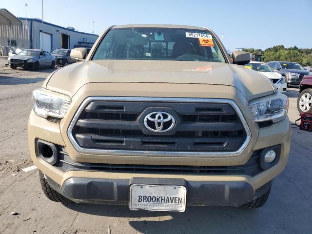 5TFCZ5AN4HX099239 - 2017 TOYOTA TACOMA DOUBLE CAB TAN photo 5