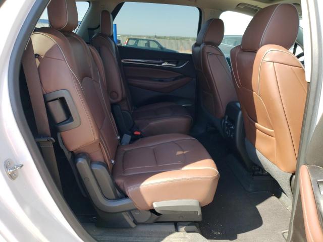 5GAEVCKW1JJ151825 - 2018 BUICK ENCLAVE AVENIR WHITE photo 11