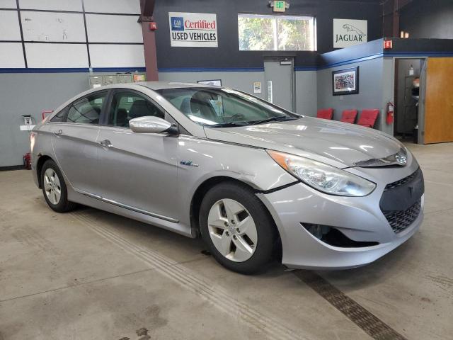 KMHEC4A41BA005450 - 2011 HYUNDAI SONATA HYBRID GRAY photo 4