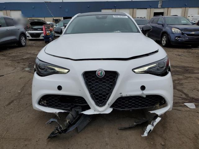 ZARFANBN3L7637706 - 2020 ALFA ROMEO GIULIA TI WHITE photo 5