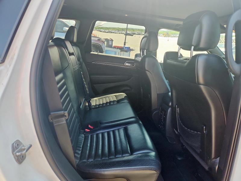 1C4RJFBGXJC135228 - 2018 JEEP GRAND CHEROKEE LIMITED WHITE photo 11