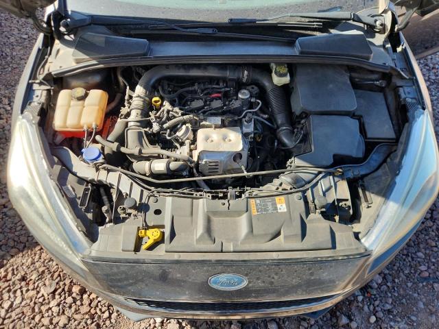 1FADP3FE4JL322809 - 2018 FORD FOCUS SE GRAY photo 11