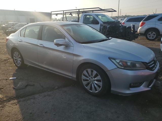 1HGCR2F87DA064274 - 2013 HONDA ACCORD EXL SILVER photo 4