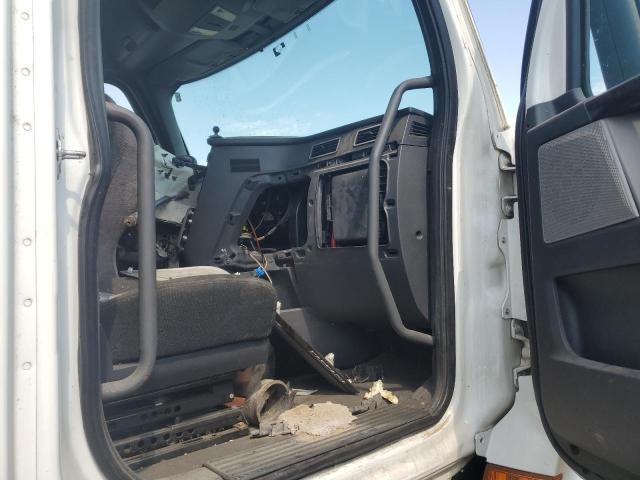 3AKJHHDR6JSJX6651 - 2018 FREIGHTLINER CASCADIA 1 WHITE photo 6