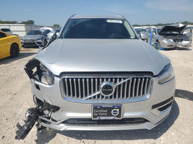 YV4A221L7N1826135 - 2022 VOLVO XC90 T6 INSCRIPTION SILVER photo 5