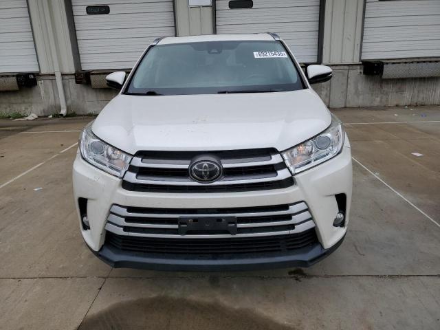 5TDJZRFH1JS816984 - 2018 TOYOTA HIGHLANDER SE Blanco foto 5