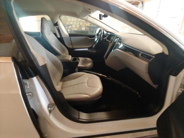 5YJSA1AG5DFP09179 - 2013 TESLA MODEL S أبيض صورة 5