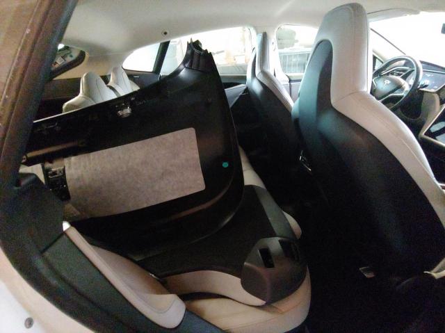 5YJSA1AG5DFP09179 - 2013 TESLA MODEL S أبيض صورة 6