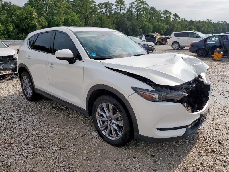 JM3KFADM7M0305258 - 2021 MAZDA CX-5 GRAND TOURING WHITE photo 4