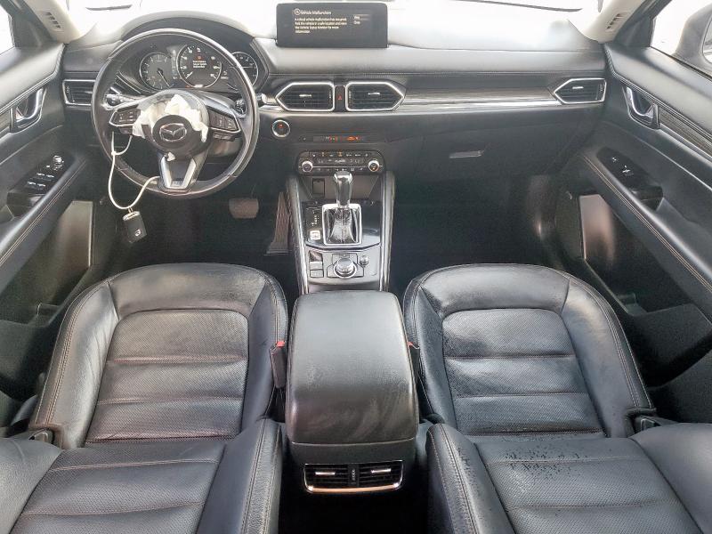 JM3KFADM7M0305258 - 2021 MAZDA CX-5 GRAND TOURING WHITE photo 8