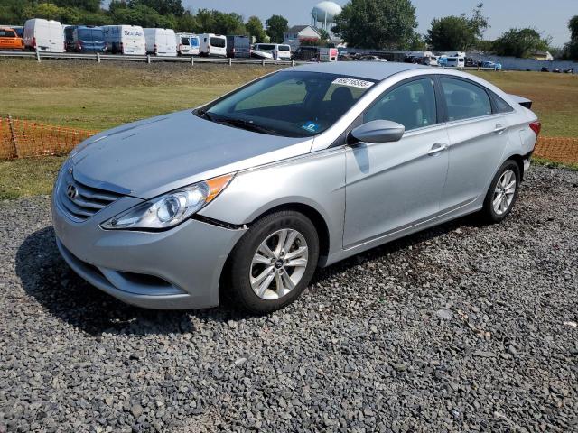 2012 HYUNDAI SONATA GLS, 