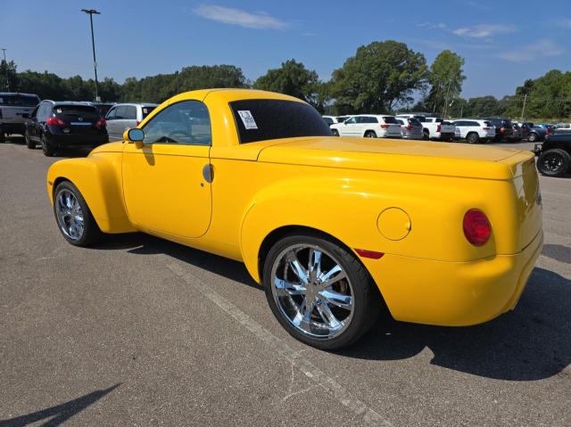 1GCES14P64B107562 - 2004 CHEVROLET SSR 黄色 照片 3