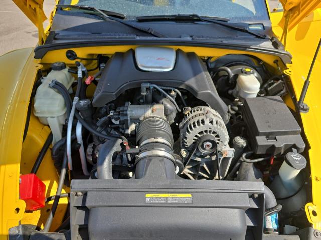 1GCES14P64B107562 - 2004 CHEVROLET SSR 黄色 照片 7