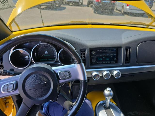 1GCES14P64B107562 - 2004 CHEVROLET SSR 黄色 照片 9