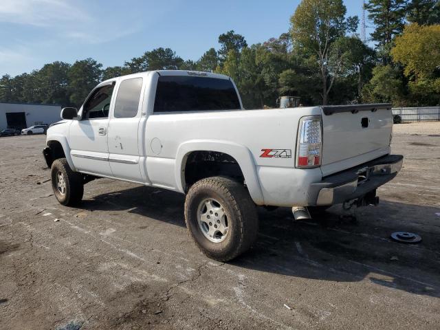 1GTEK19T24Z114800 - 2004 GMC NEW SIERRA K1500 WHITE photo 2