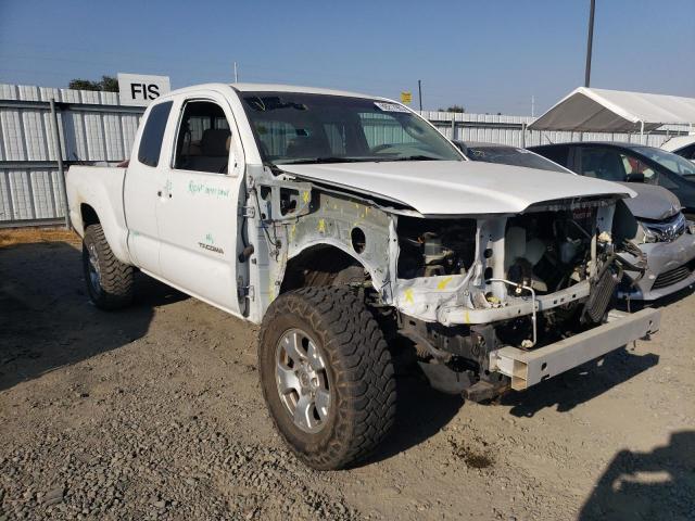 5TETU62N16Z180286 - 2006 TOYOTA TACOMA PRERUNNER ACCESS CAB WHITE photo 4