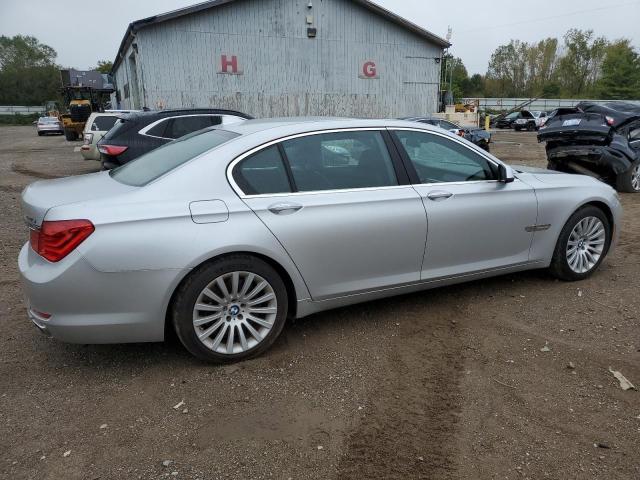 WBAKC8C58CC435595 - 2012 BMW 750 LXI SILVER photo 3