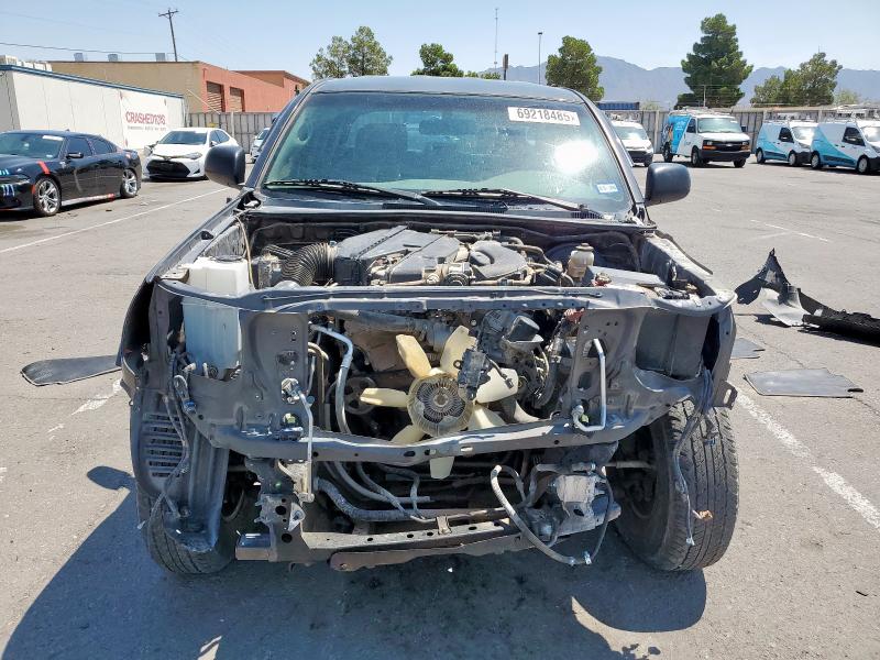 5TFJU4GN4BX006217 - 2011 TOYOTA TACOMA DOUBLE CAB PRERUNNER GRAY photo 5