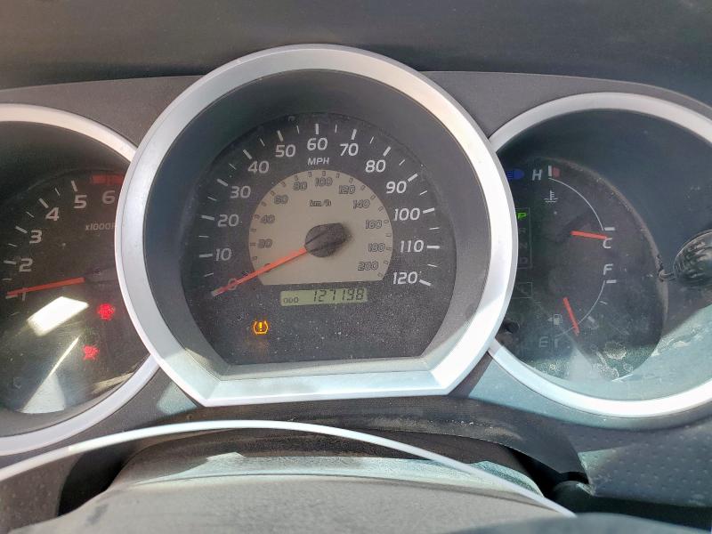 5TFJU4GN4BX006217 - 2011 TOYOTA TACOMA DOUBLE CAB PRERUNNER GRAY photo 9