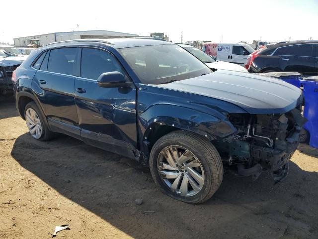 1V26C2CA5LC203288 - 2020 VOLKSWAGEN ATLAS CROS SE Синий фото 4