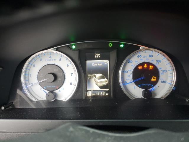 4T1BF1FK1GU150672 - 2016 TOYOTA CAMRY LE WHITE photo 9