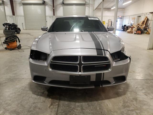 2C3CDXBG3DH654078 - 2013 DODGE CHARGER SE SILVER photo 5