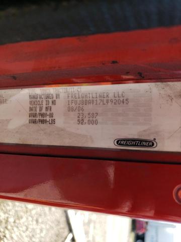 1FUJBBAV17LV92045 - 2007 FREIGHTLINER CONVENTION ST120 RED photo 10