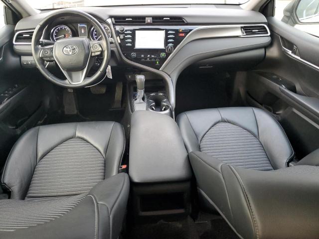 4T1B11HK3JU120723 - 2018 TOYOTA CAMRY L 银色 照片 8