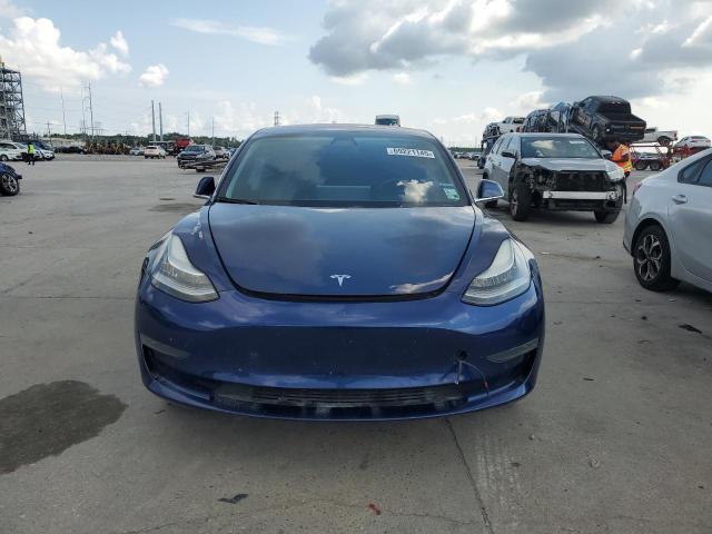 5YJ3E1EBXJF088265 - 2018 TESLA MODEL 3 蓝色 照片 5