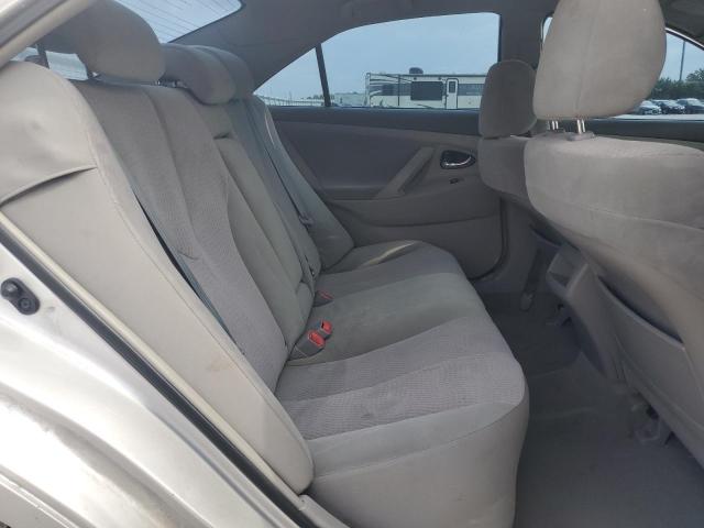 4T4BF3EK3AR039390 - 2010 TOYOTA CAMRY BASE SILVER photo 10