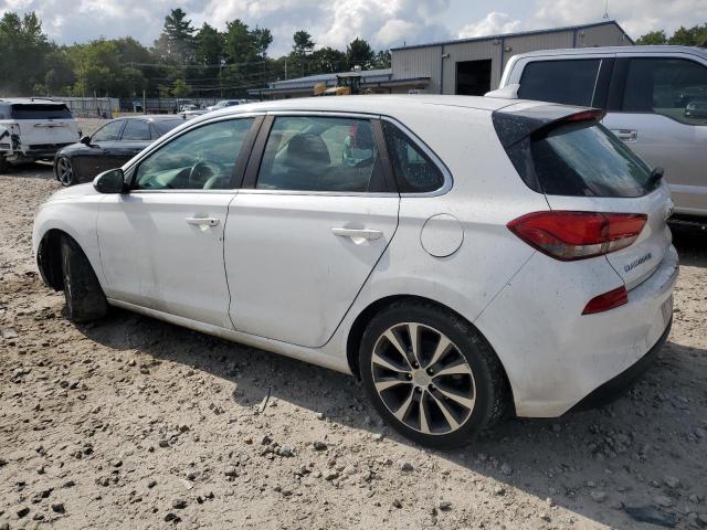 KMHH35LE0KU103182 - 2019 HYUNDAI ELANTRA GT WHITE photo 2