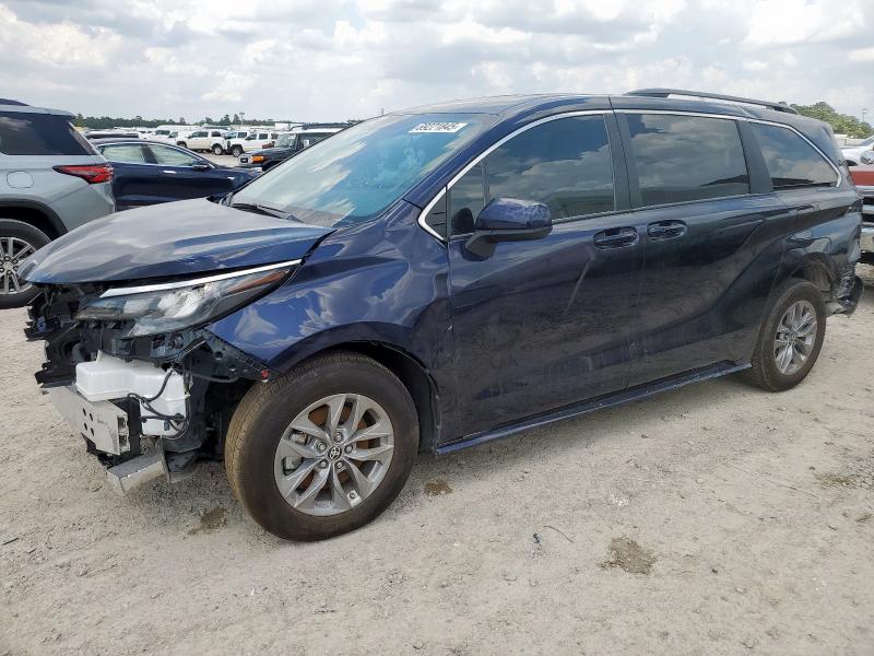 2025 TOYOTA SIENNA LE, 