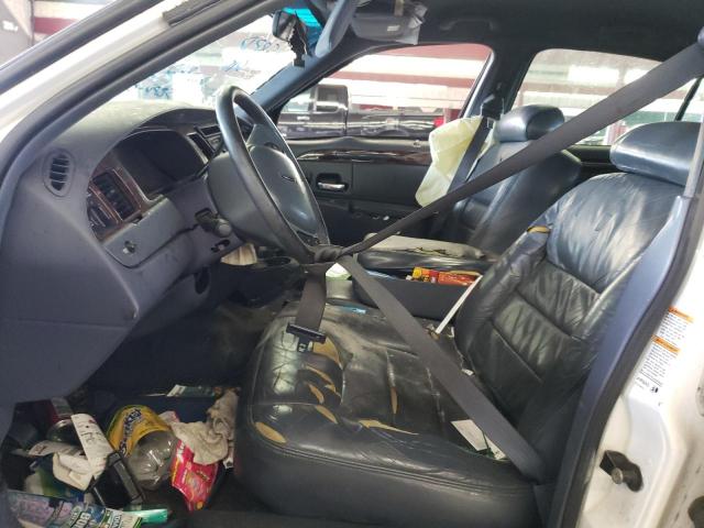 1LNHM81W2YY913960 - 2000 LINCOLN TOWN CAR EXECUTIVE WHITE photo 7