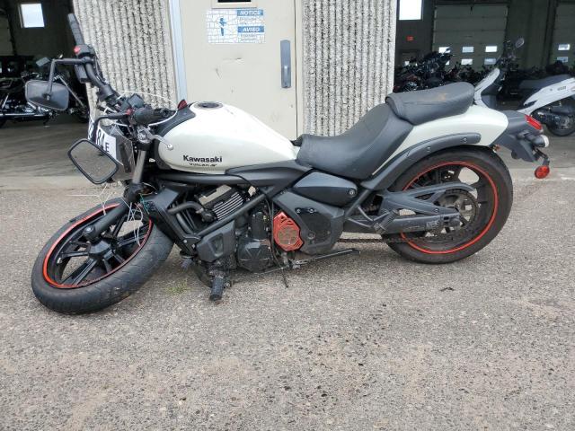 JKAENEB19GDA13212 - 2016 KAWASAKI EN650 B WHITE photo 3