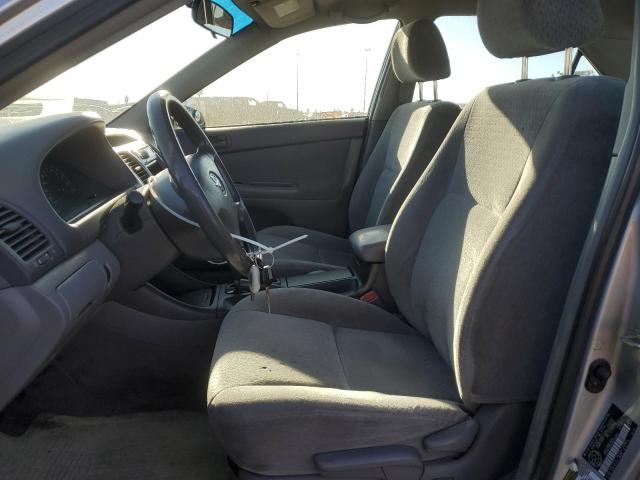 4T1BF32K04U576995 - 2004 TOYOTA CAMRY LE ვერცხლისფერი ფოტო 7