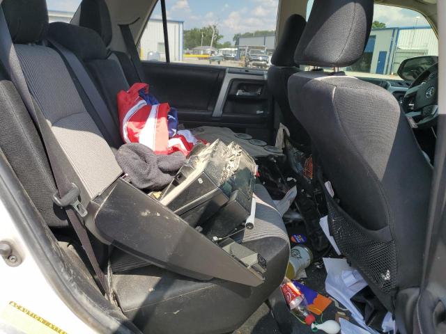 JTEBU5JR4J5526722 - 2018 TOYOTA 4RUNNER SR5/SR5 PREMIUM ვერცხლისფერი ფოტო 10