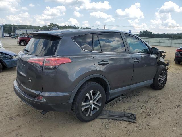 2T3BFREV9JW808845 - 2018 TOYOTA RAV4 LE Boz foto 3