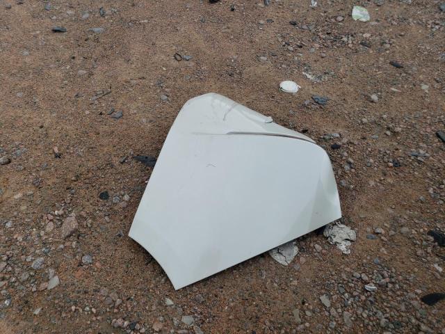 JTDKBRFUXH3553976 - 2017 TOYOTA PRIUS WHITE photo 12