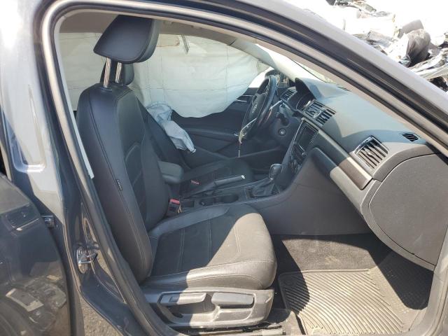 1VWDT7A36HC079224 - 2017 VOLKSWAGEN PASSAT R-LINE Grau Foto 7