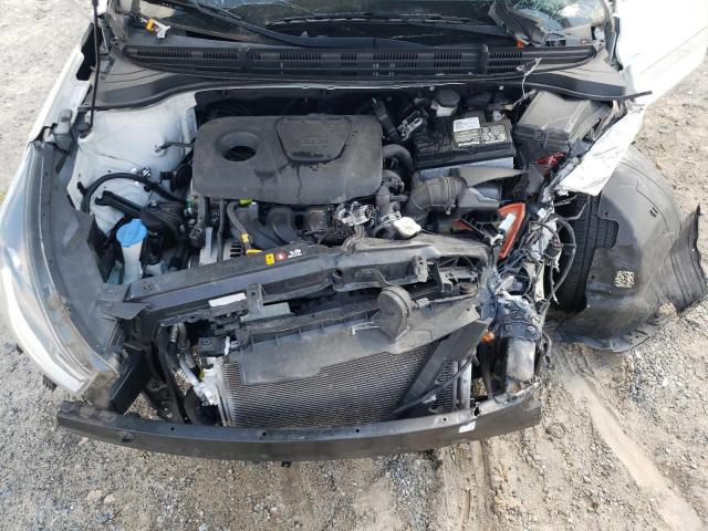 3KPA25AB7KE179773 - 2019 KIA RIO S WHITE photo 11