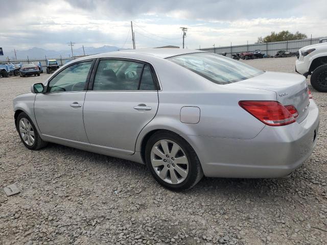 4T1BK36B76U096770 - 2006 TOYOTA AVALON XL SILVER photo 2