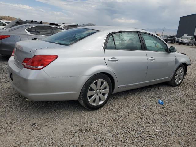 4T1BK36B76U096770 - 2006 TOYOTA AVALON XL SILVER photo 3