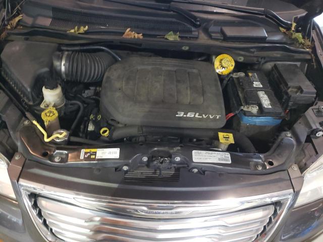 2C4RC1BG5GR299256 - 2016 CHRYSLER TOWN & COU TOURING GRAY photo 12