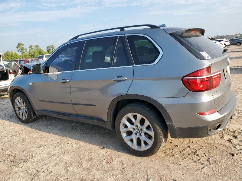 5UXZV4C58D0B09322 - 2013 BMW X5 XDRIVE35I Արծաթագույն լուսանկար 2