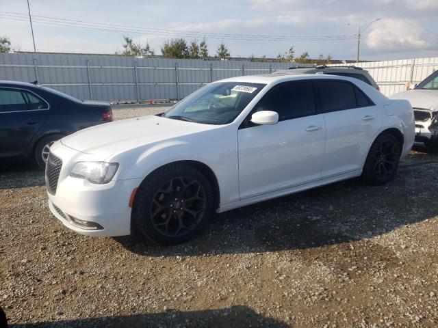 2C3CCABG7KH617807 - 2019 CHRYSLER 300 S WHITE photo 1